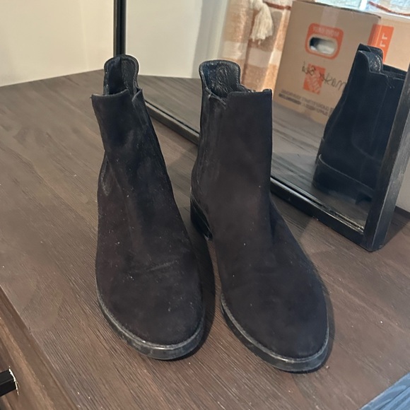 Stuart Weitzman Chelsea ankle booties - Picture 6 of 9